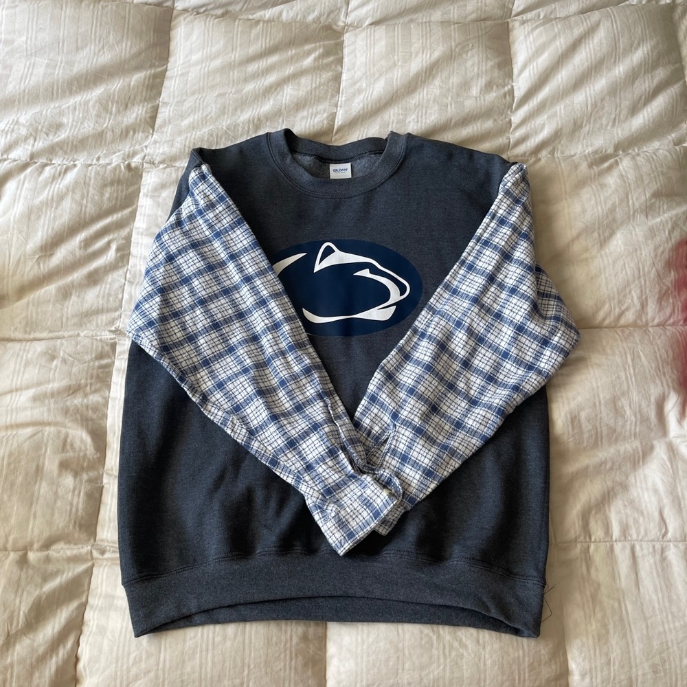 Gildan Black Crewneck Sweatshirt with Blue Plaid Flannel Sleeves